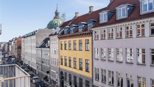 Lejlighed Lys og rummelig lejlighed nær Marmorkirken og Kongens Nytorv uden bopælspligt Lejlighed Lys og rummelig lejlighed nær Marmorkirken og Kongens Nytorv uden bopælspligt