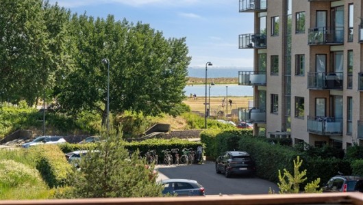 Lejlighed Lækker og moderne lejlighed med vandudsigt fra begge altaner Lejlighed Lækker og moderne lejlighed med vandudsigt fra begge altaner
