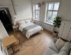 Lejlighed Nyrenoveret 2-værelses i stueplan – tilbagetrukket og privat i hyggelig baggård