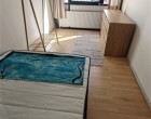 Værelse 1 møbleret værelse udlejes til kvindelig roomiei stor og hyggelig 3 værelse lejlighed med hyggelig inglaset balkong.
