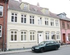 Lejlighed 2 vær. Centralt i Nyborg