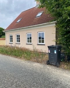 Hus/villa Hus i delvis landlige omgivelser (Tæt på Mcdonalds)