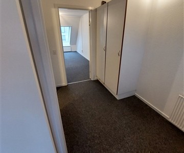 Lejlighed Veludnyttet 2-værelses på 55 m2 med parkering Lejlighed Veludnyttet 2-værelses på 55 m2 med parkering