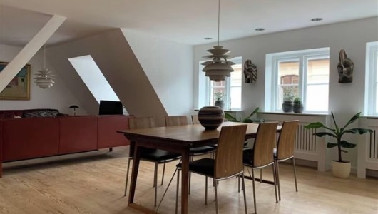 Lejlighed 4 værelses eksklusiv lejlighed til langtidsleje med 100 m² terrasse Lejlighed 4 værelses eksklusiv lejlighed til langtidsleje med 100 m² terrasse