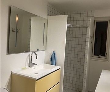 Værelse For rent 1 nice room in the house Værelse For rent 1 nice room in the house