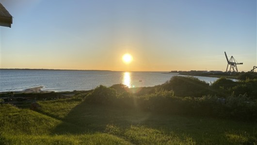 Hus/villa Lækkert hus med Vandudsigt og egen strandadgang og solnedgang Hus/villa Lækkert hus med Vandudsigt og egen strandadgang og solnedgang