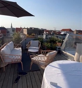 Lejlighed Penthouselejlighed med privat tagterrasse på toppen af Christianshavn Lejlighed Penthouselejlighed med privat tagterrasse på toppen af Christianshavn