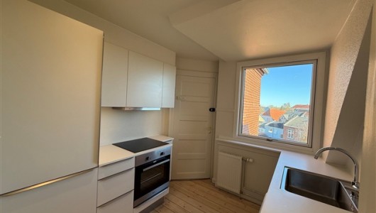 Lejlighed Renoveret 3-vær. på Guldbergsvej