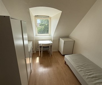 Værelse Room for rent in Greater Copenhagen area Værelse Room for rent in Greater Copenhagen area