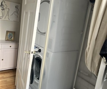 Værelse Udlejer et værelse på ca 12kvm i hjertet af Kbh, lige ved søerne og Nørreport st// renting out a room right by the lakes in Værelse Udlejer et værelse på ca 12kvm i hjertet af Kbh, lige ved søerne og Nørreport st// renting out a room right by the lakes in