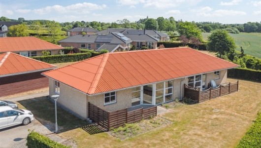Hus/villa 3 værelses hus/villa på 85 m2 Hus/villa 3 værelses hus/villa på 85 m2