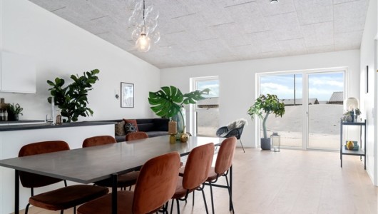 Hus/villa Abildvej, 110 m2, 4 værelser, 10.000 kr. Hus/villa Abildvej, 110 m2, 4 værelser, 10.000 kr.