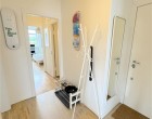 Værelse Bright furnished room, with large common area