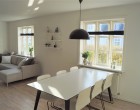 Lejlighed Hyggelig 3 vær. lejlighed/hus 85m2 + entre, roligt sted, tæt på centrum