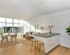 Hus/villa Lyst 4-værelses rækkehus med carport og overdækket terrasse - husdyr tilladt.