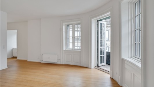 Lejlighed Nygade, 102 m2, 3 værelser, 23.850 kr. Lejlighed Nygade, 102 m2, 3 værelser, 23.850 kr.