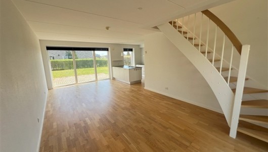 Hus/villa Veldisponeret, lyst og lækkert rækkehus til leje nu i Liseborg Have Hus/villa Veldisponeret, lyst og lækkert rækkehus til leje nu i Liseborg Have