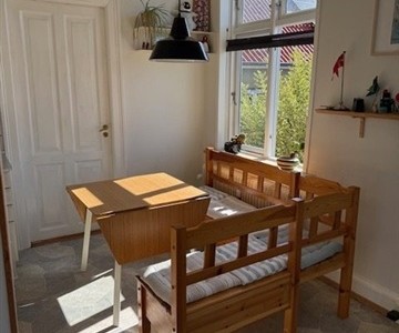 Lejlighed Vestergade, 84 m2, 2 værelser, 6.900 kr. Lejlighed Vestergade, 84 m2, 2 værelser, 6.900 kr.