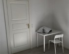 Værelse a 4 room flat ( 1 living room + 3 bedrooms)
