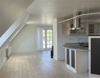 Lejlighed Lyst og indbydende hus med privat have, hyggeligt køkken-alrum og brændeovn