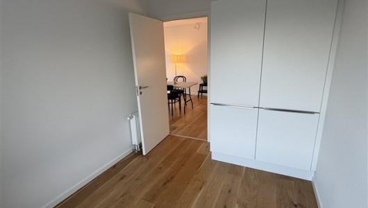 Værelse Lyst uindrettet værelse i moderne nybyggeri – alt inkl. – tæt på Rødovre Centrum