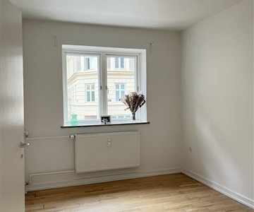Værelse Roome for rent i Frederiksberg (only women)
